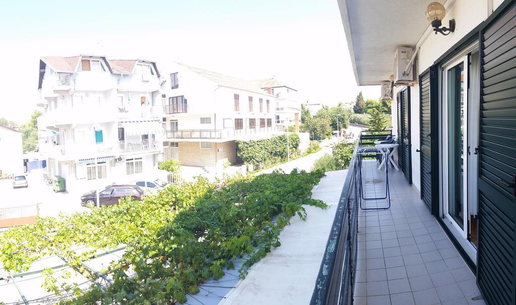 Apartments "Ruza" Βόντιτσε Δωμάτιο φωτογραφία