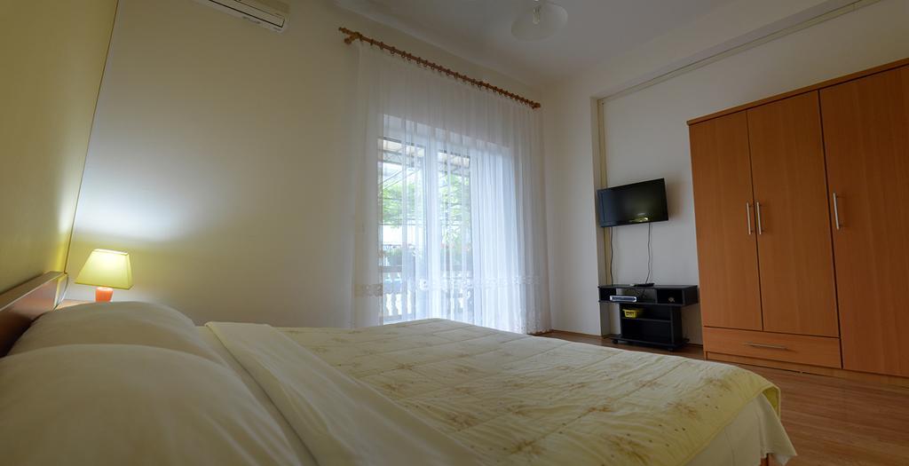 Apartments "Ruza" Βόντιτσε Εξωτερικό φωτογραφία