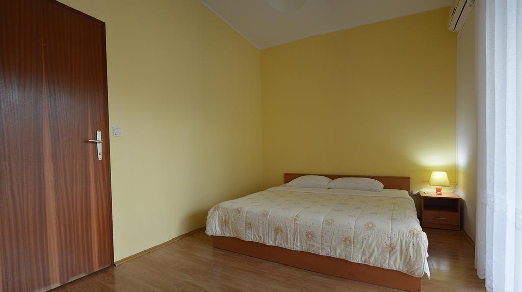 Apartments "Ruza" Βόντιτσε Εξωτερικό φωτογραφία