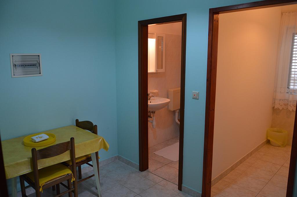 Apartments "Ruza" Βόντιτσε Εξωτερικό φωτογραφία