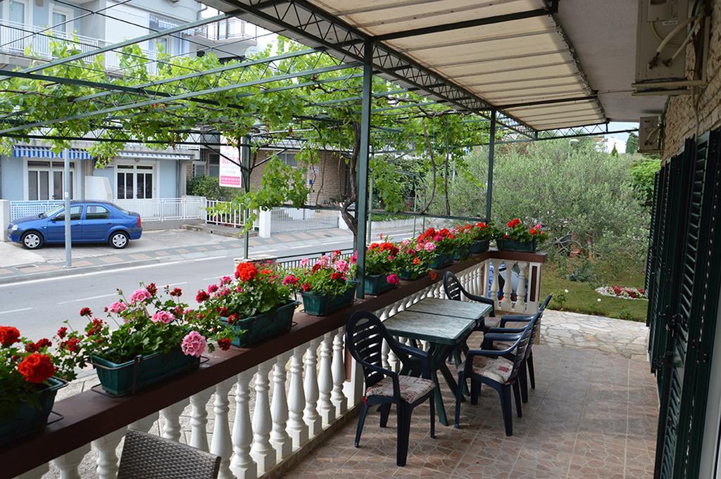 Apartments "Ruza" Βόντιτσε Εξωτερικό φωτογραφία