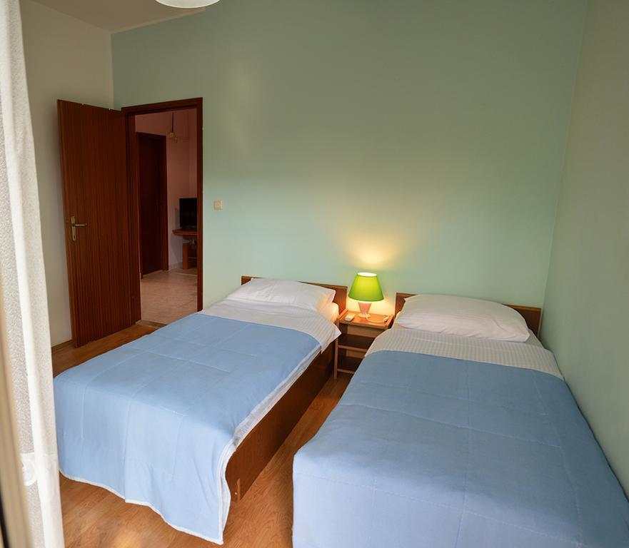 Apartments "Ruza" Βόντιτσε Εξωτερικό φωτογραφία