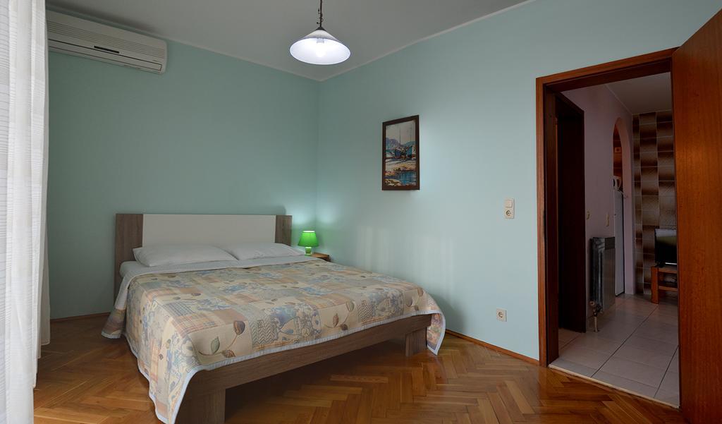 Apartments "Ruza" Βόντιτσε Εξωτερικό φωτογραφία