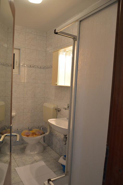 Apartments "Ruza" Βόντιτσε Εξωτερικό φωτογραφία
