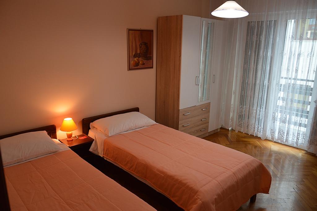 Apartments "Ruza" Βόντιτσε Εξωτερικό φωτογραφία