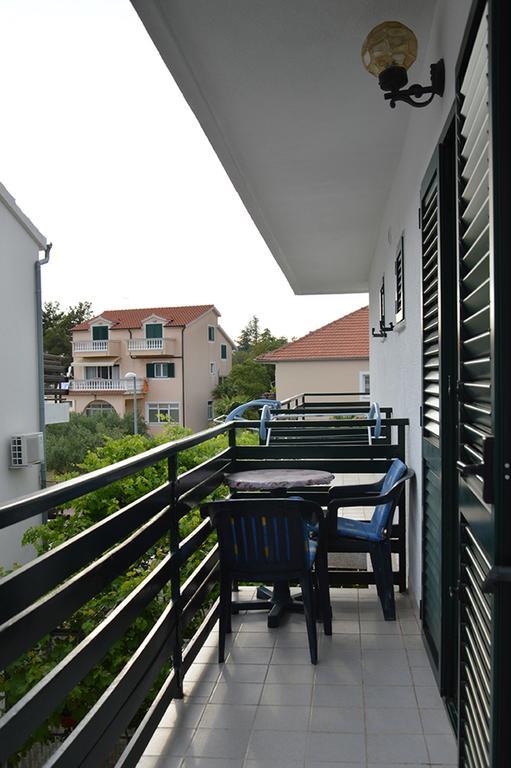 Apartments "Ruza" Βόντιτσε Εξωτερικό φωτογραφία