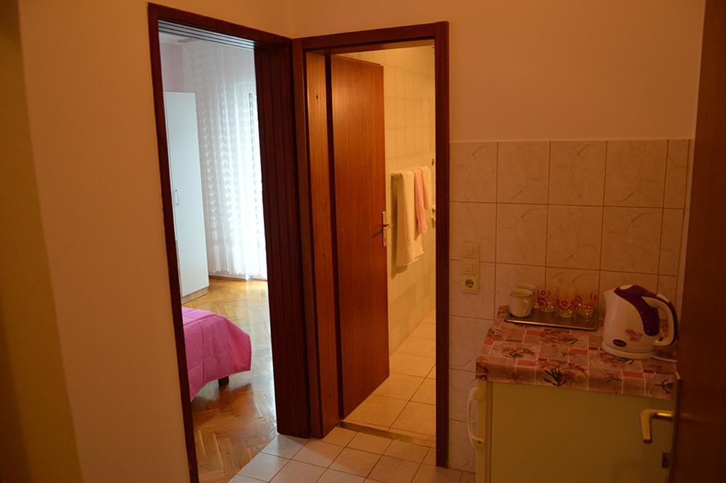 Apartments "Ruza" Βόντιτσε Εξωτερικό φωτογραφία