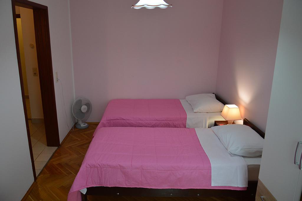 Apartments "Ruza" Βόντιτσε Εξωτερικό φωτογραφία