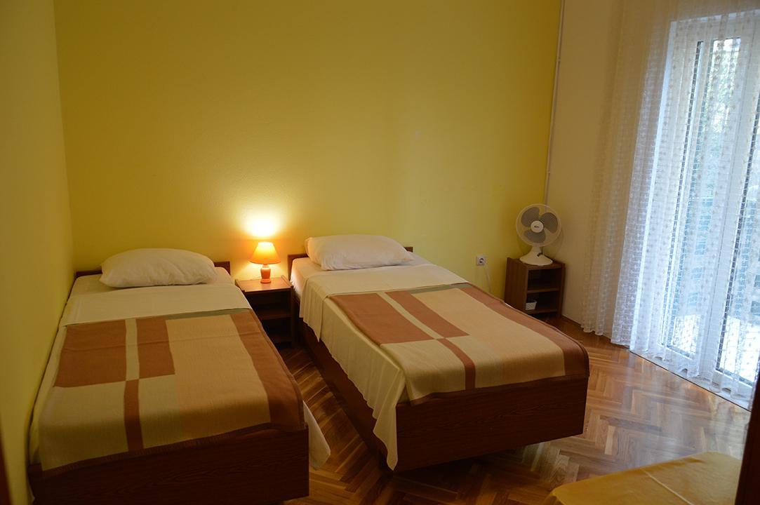 Apartments "Ruza" Βόντιτσε Εξωτερικό φωτογραφία